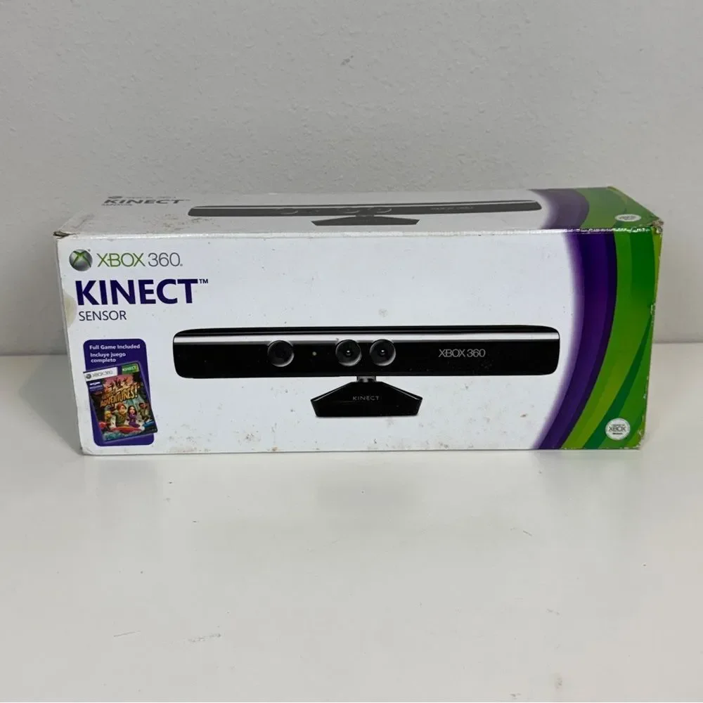 Microsoft Xbox 360 Kinect With Cords & Box